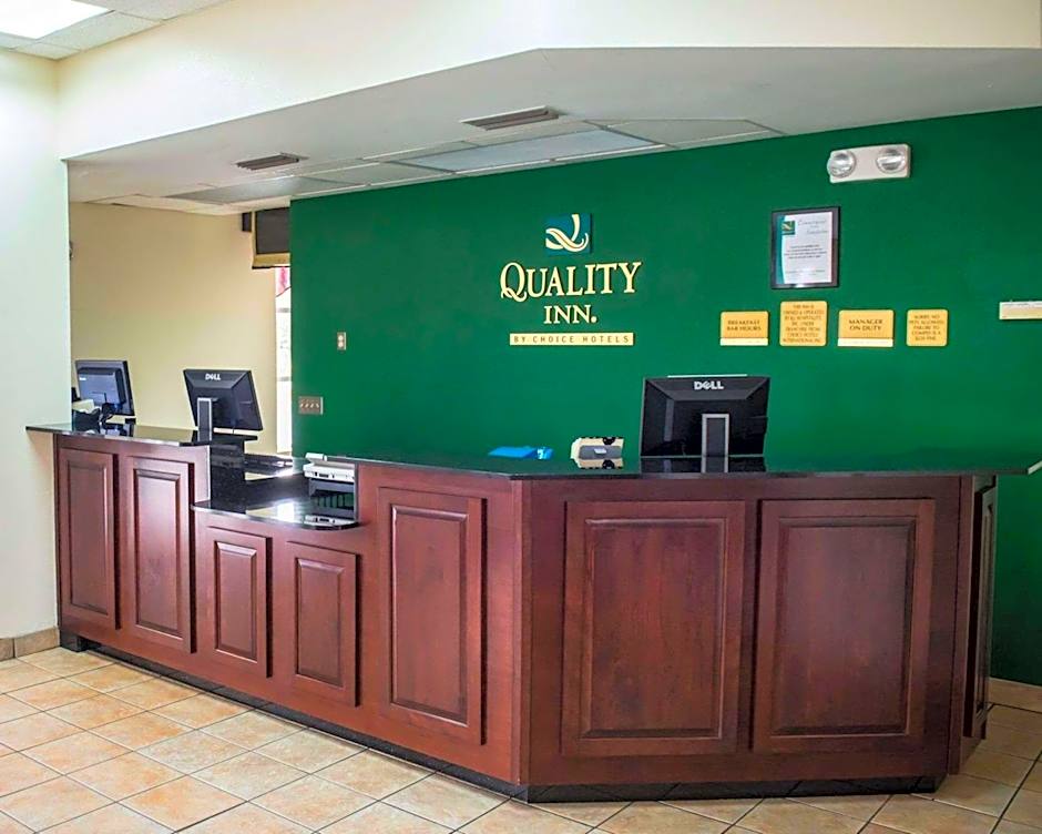 Quality Inn Chipley I-10 at Exit 120