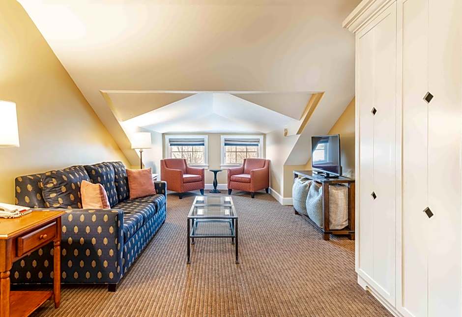 Inn at Diamond Cove