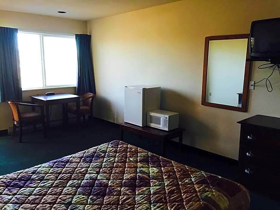 Summer Wind Budget Motel