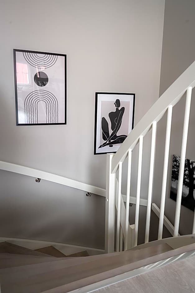 ARCTIC HOMES - Unique Town House