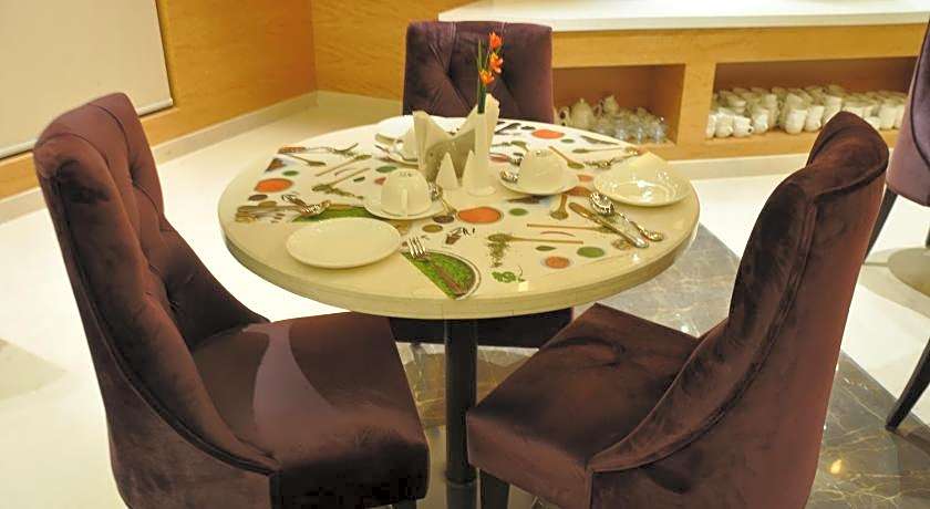 Hotel Maple Grand