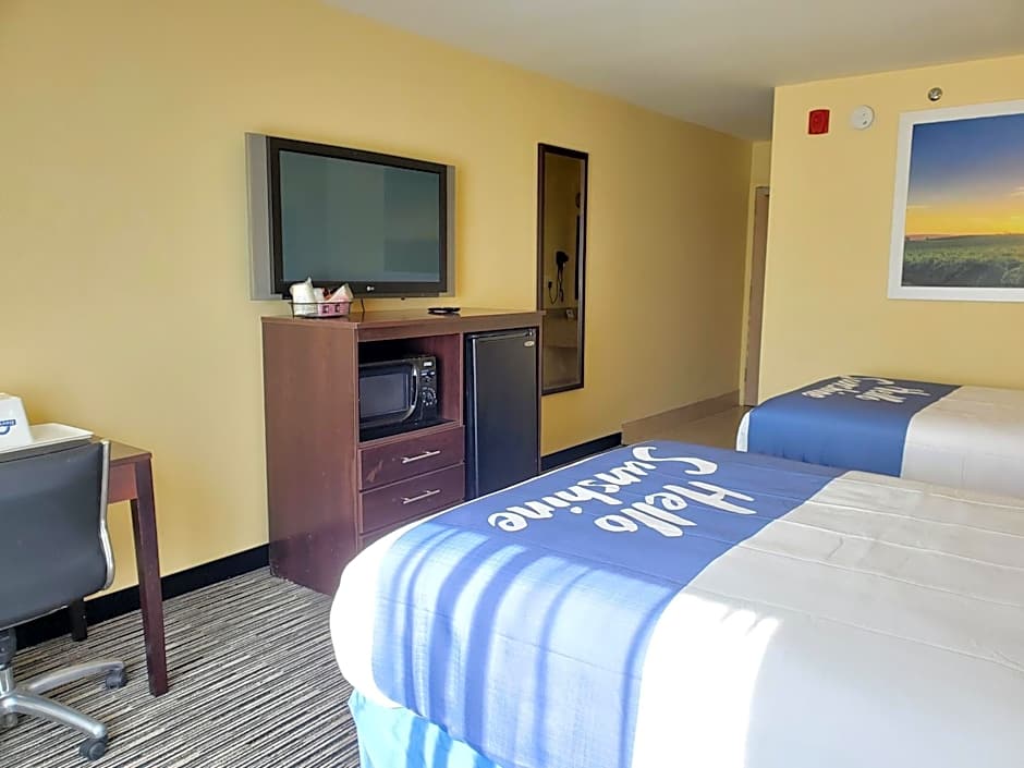 Days Inn by Wyndham Atlanta/Southlake/Morrow
