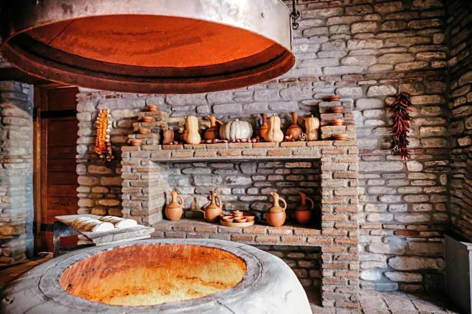 Château Mosmieri Hotel & Winery