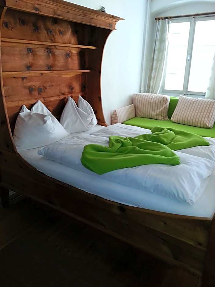 Gasthof Simony Hallstatt B&B