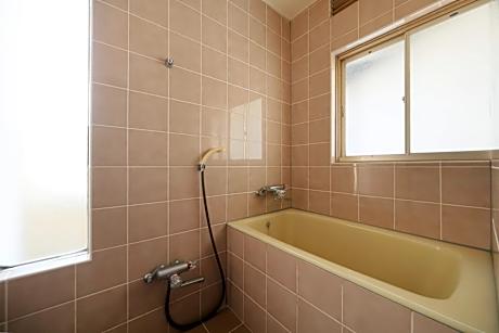 Economy Twin Room with Tatami Area