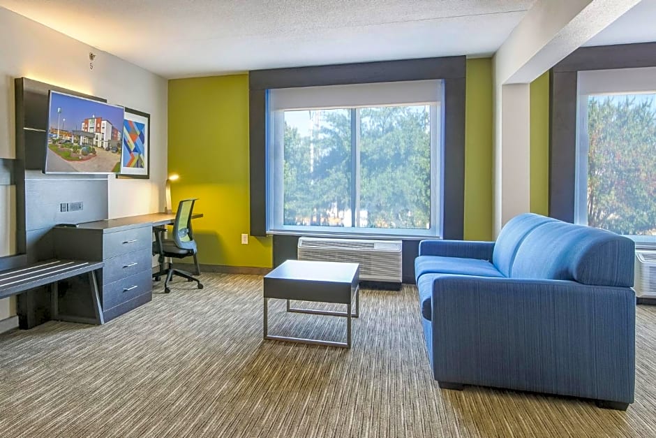 Holiday Inn Express And Suites Longview North By IHG