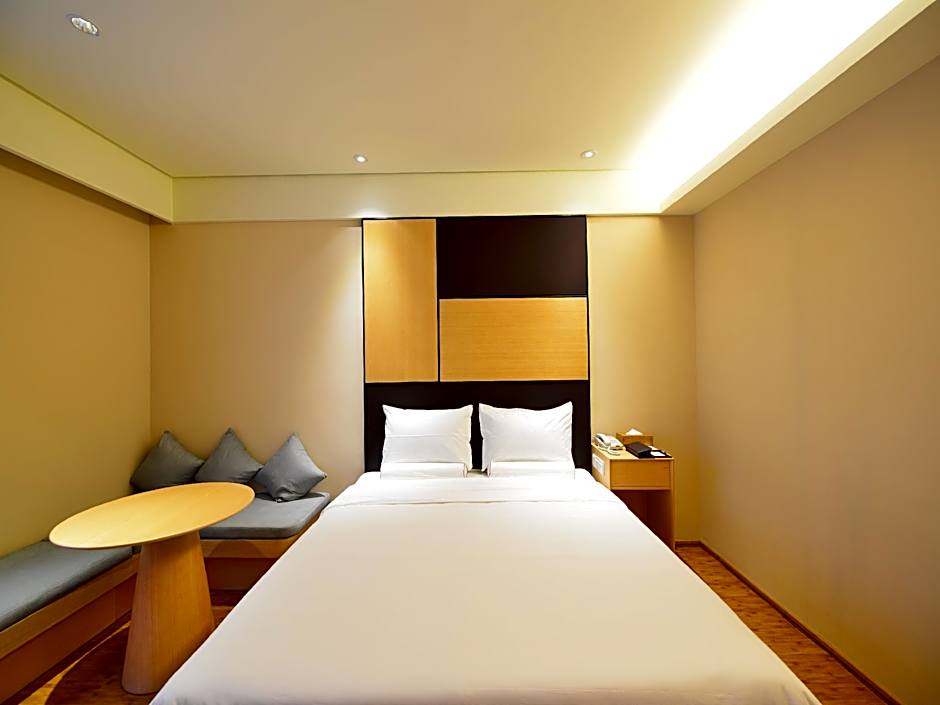 Ji Hotel Shanghai Jiading Qinghe Road