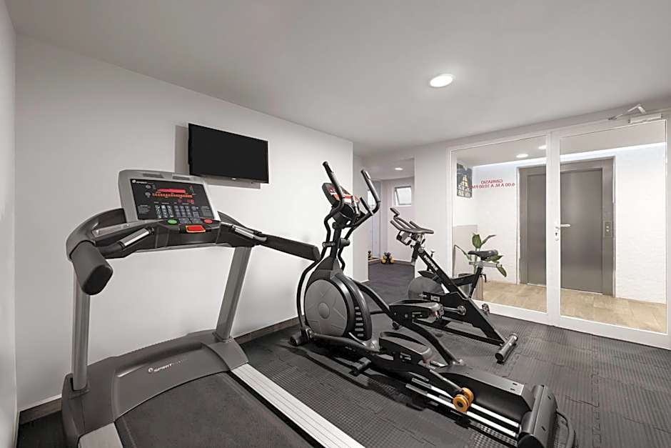 Ramada by Wyndham Tampico Centro