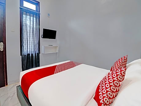 Super OYO 91497 Waskita Residence Syariah