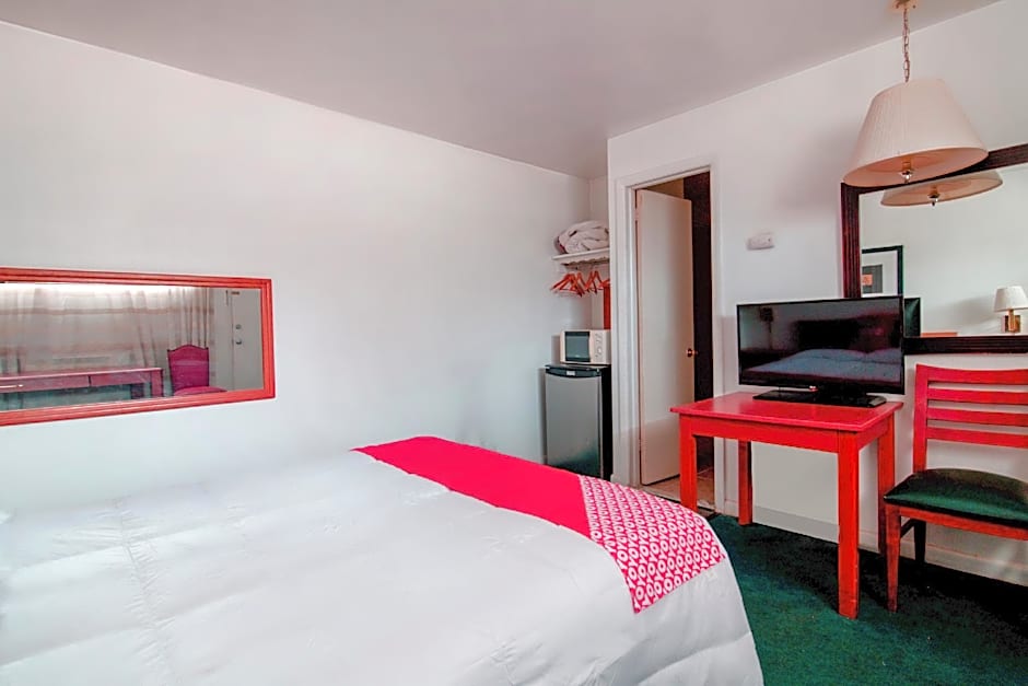 OYO Hotel Dalton PA I-81