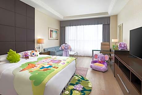 Marriott Bonvoy Squad, Guest room, 1 King, City view