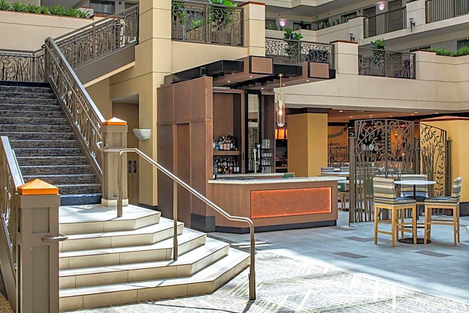 Embassy Suites By Hilton Hotel Sacramento-Riverfront Promenade