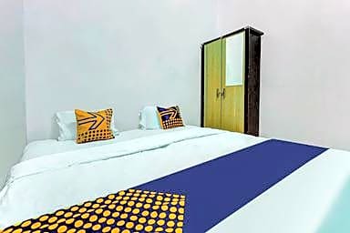 SPOT ON 91159 Kost Putrana Syariah