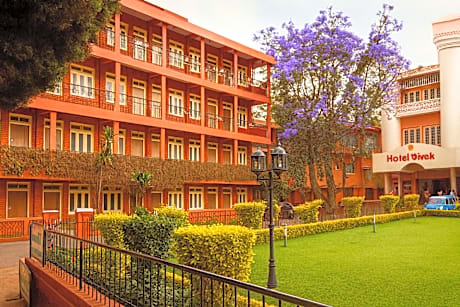 Hotel Vivek Coonoor