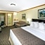 Travelodge by Wyndham Golden Sportsman Lodge