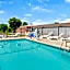 Super 8 by Wyndham Shelby
