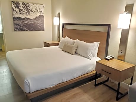 2 Queen Beds, Sofa Bed, Deluxe Room, Non-Smoking
