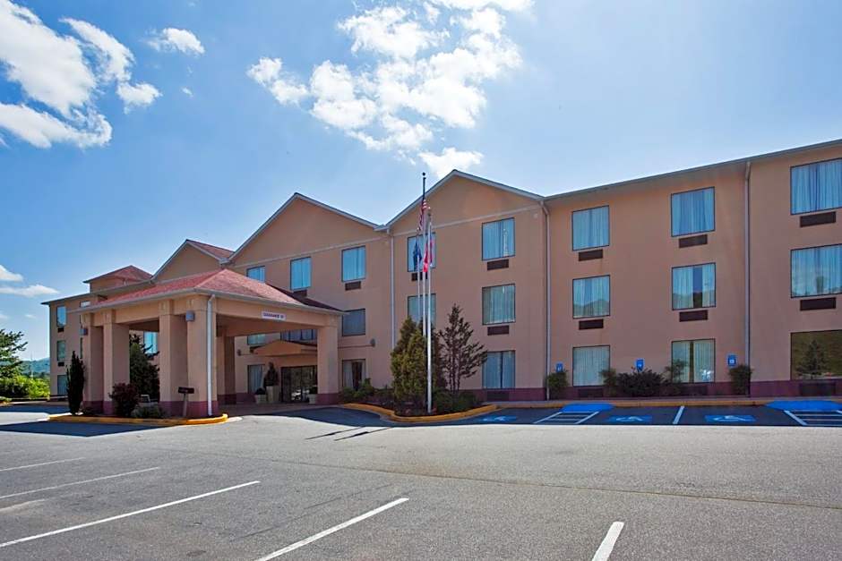 Holiday Inn Express Hotel & Suites Hiawassee By IHG
