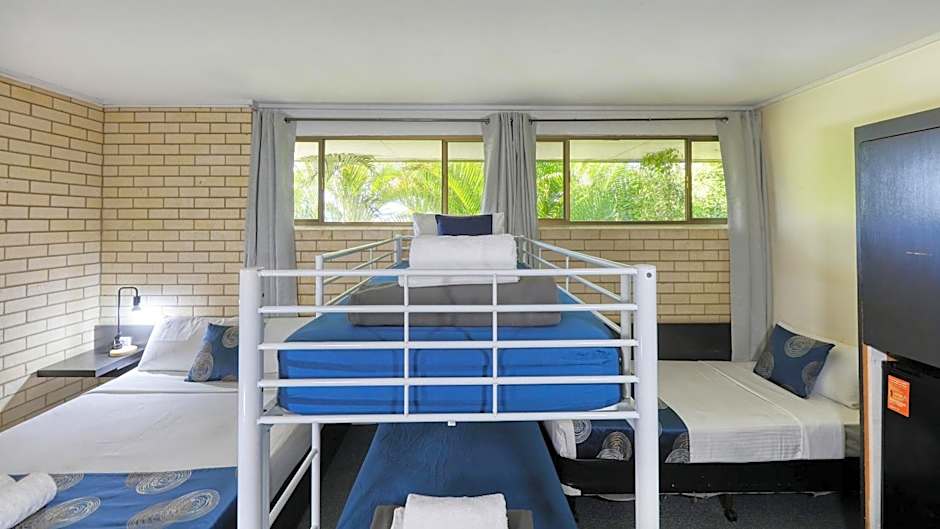 ZED MOTELS Tropical Gateway