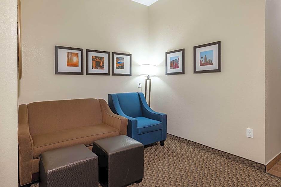 Comfort Suites Troy-I75