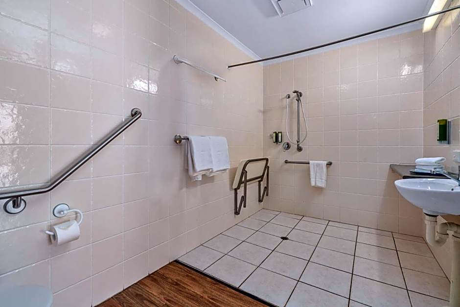 Caboolture Central Motor Inn, Sure Stay Collection by BW