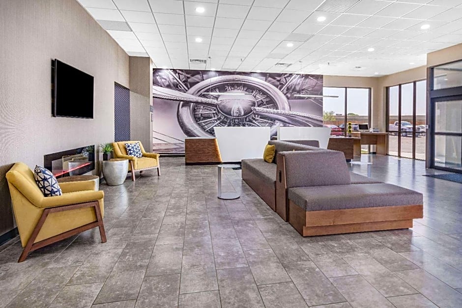 Hawthorn Suites by Wyndham Wichita Airport