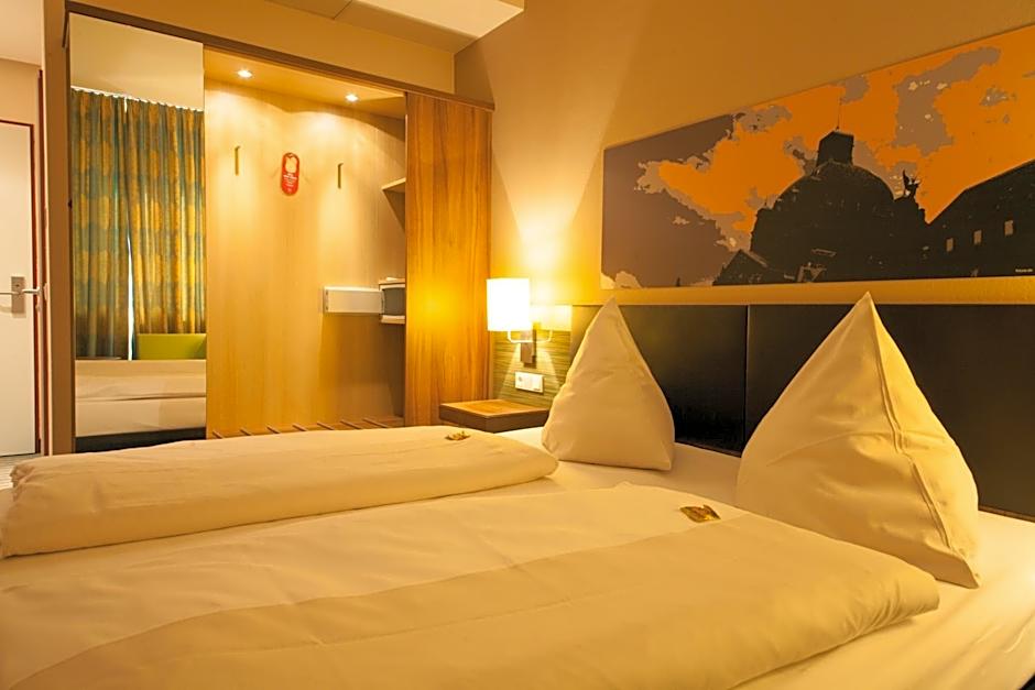 Novina Hotel Tillypark