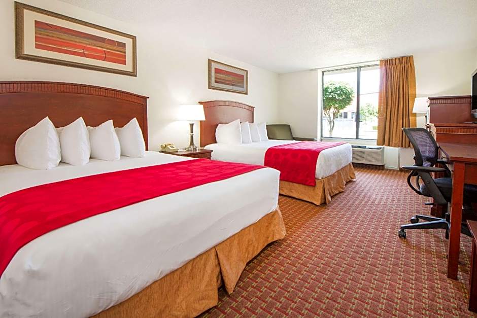 Ramada by Wyndham Enid