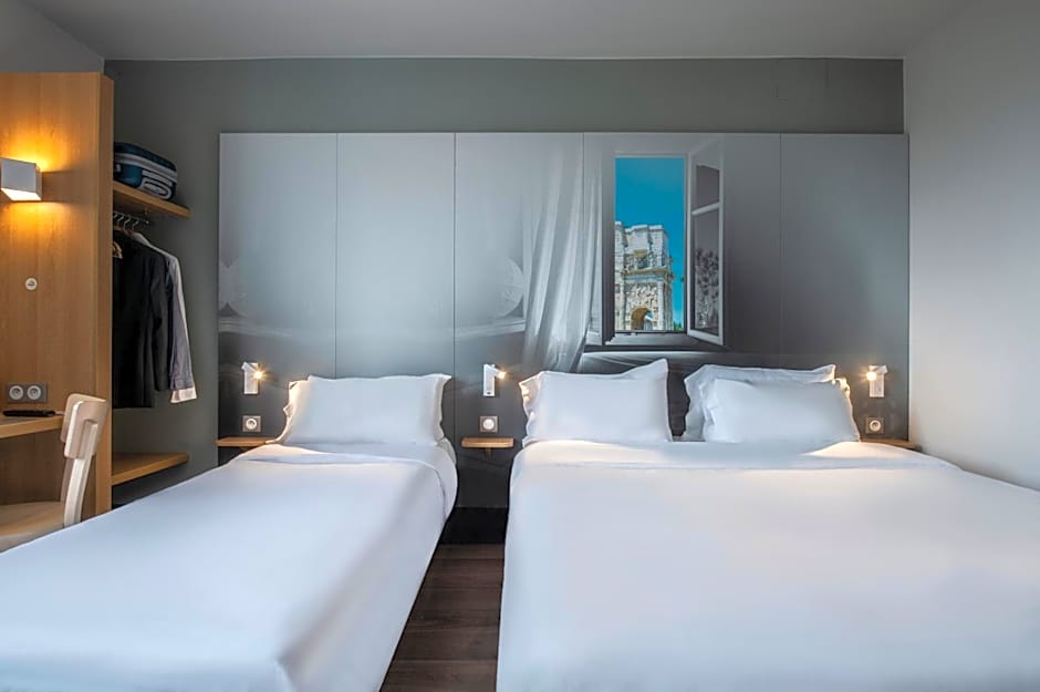 B&B HOTEL Orange - Échangeur A7 A9