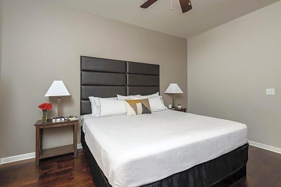 CozySuites Dallas