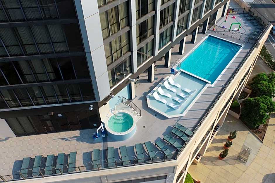 Renaissance by Marriott Mobile Riverview Plaza Hotel