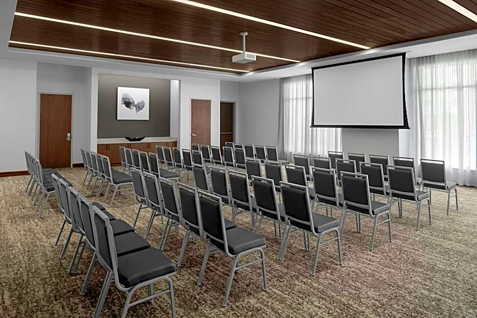 AC Hotel by Marriott Lansing University Area