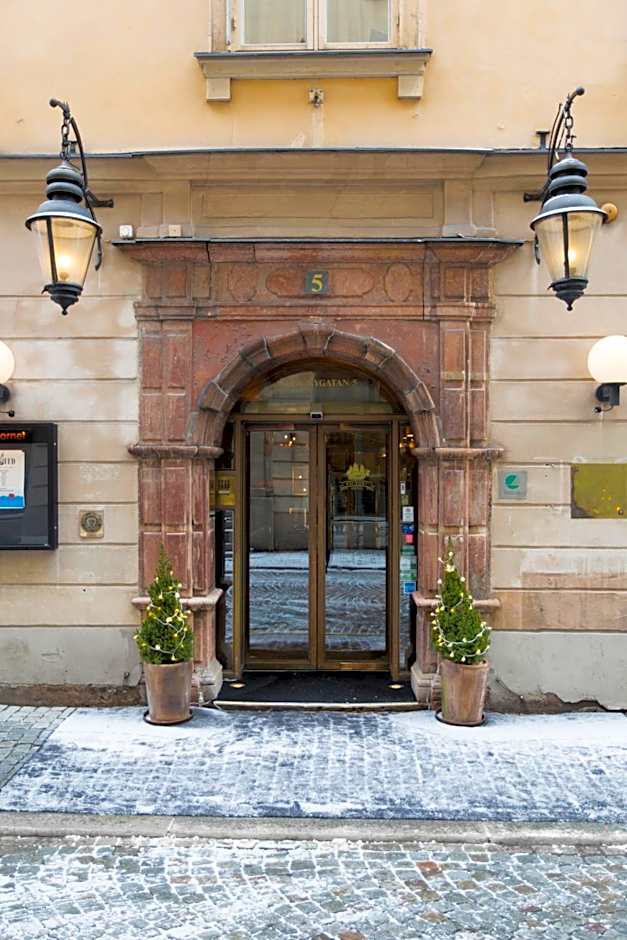 Victory Apartments