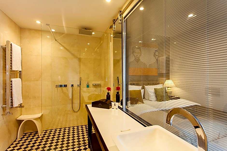 Quentin Boutique Hotel