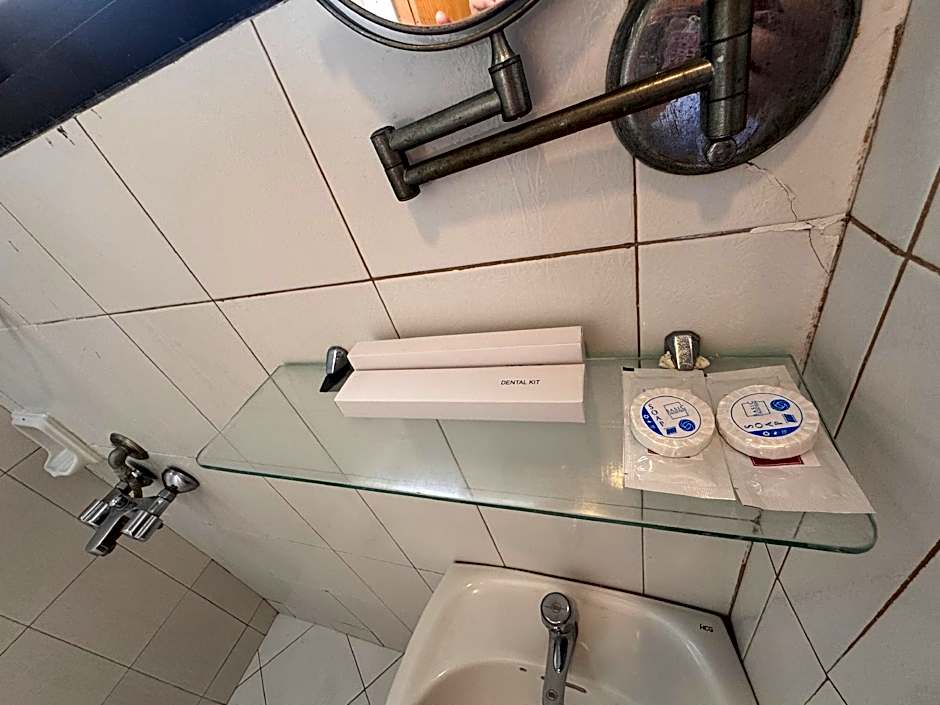 [ACTIVE] Fuente Oro Business Suites