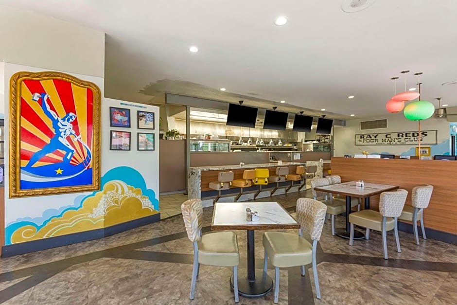 Best Western Royal Sun Inn & Suites