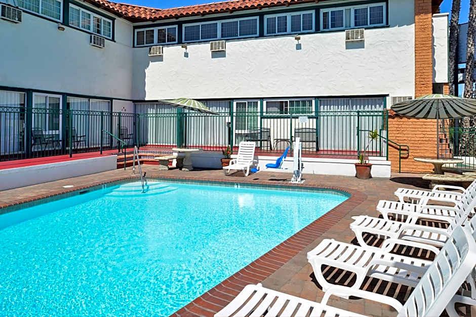 Americas Best Value Inn Loma Lodge