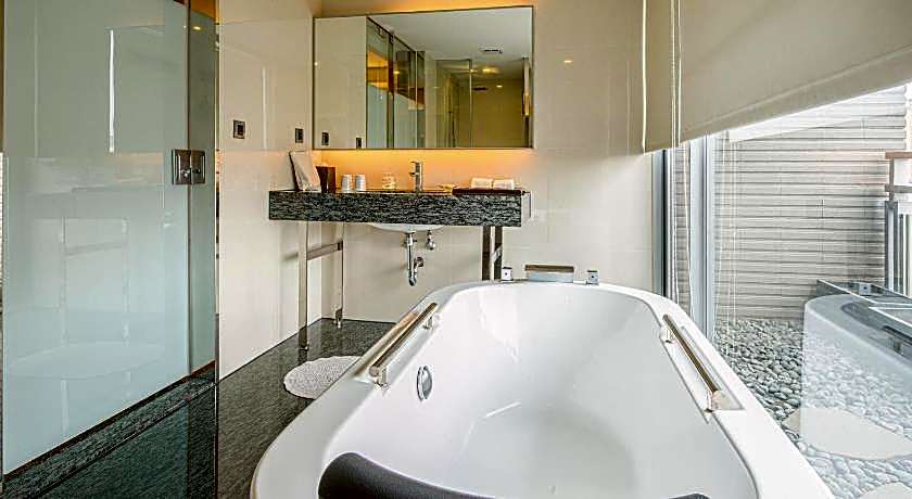 CHECK inn Select Taichung Dadun