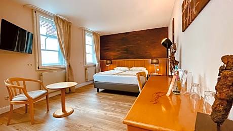 Double Room facing the street