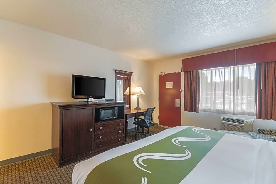 Quality Inn & Suites Airport