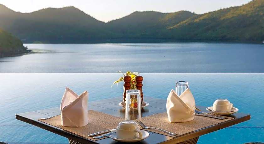 Busuanga Bay Lodge