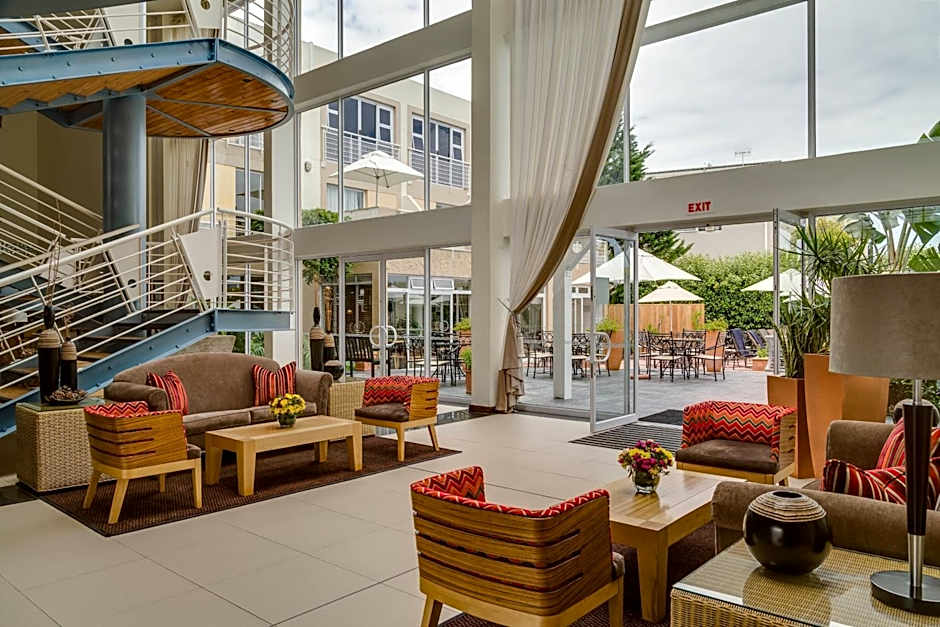 Protea Hotel by Marriott Knysna Quays