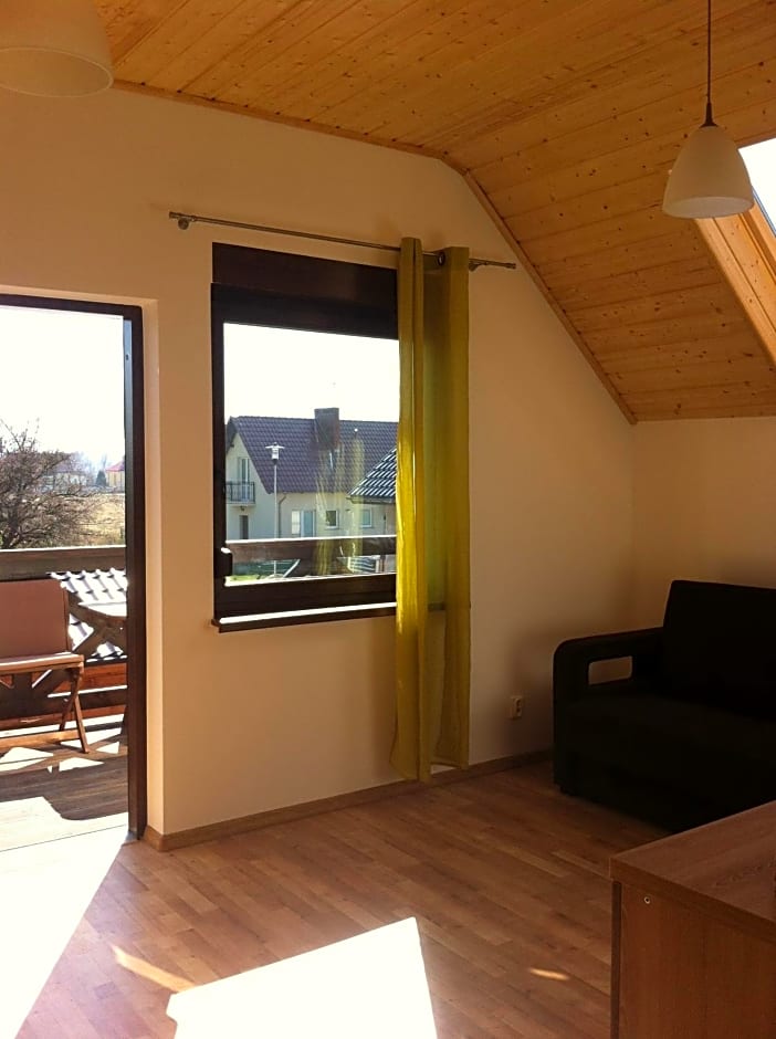 Domki letniskowe,apartamenty Wczasowa 8a