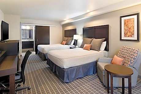 Queen Room with City View - Two Queen Beds