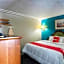 OYO Hotel Hutchinson West 4th Ave