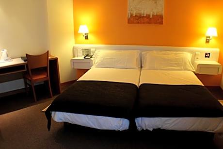 Double or Twin Room with GrandValira Ski Pass
