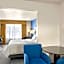 Holiday Inn Express & Suites New Buffalo, MI By IHG