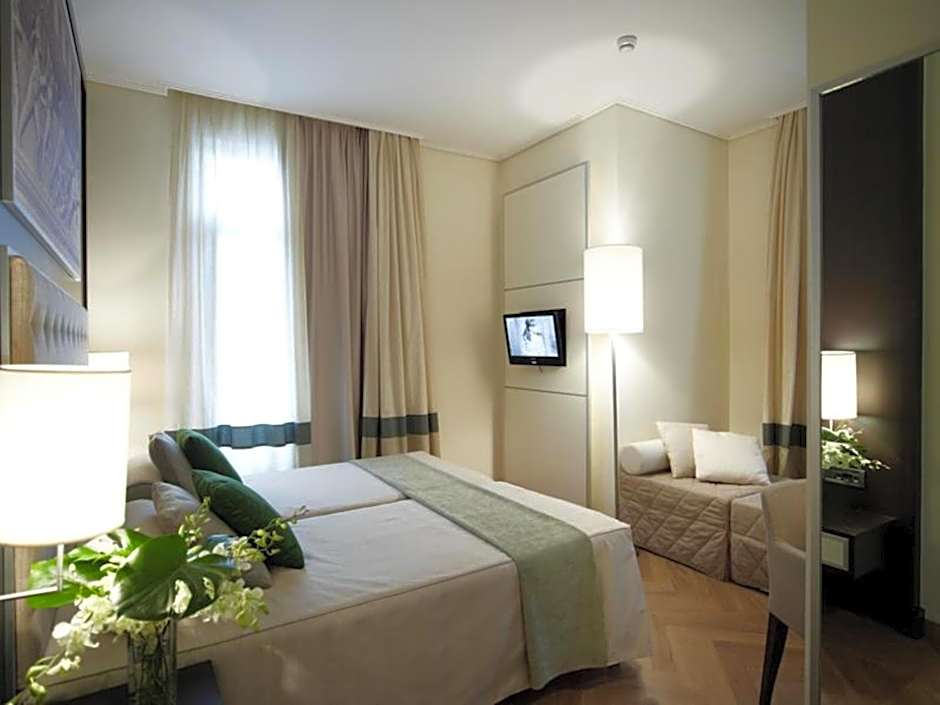 Menelaion Hotel