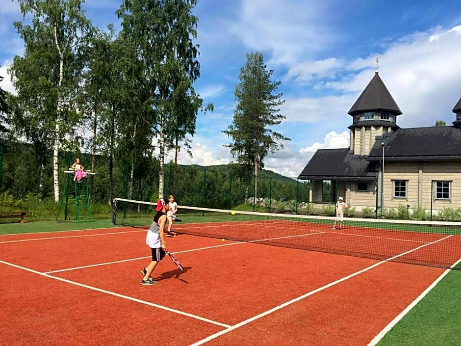Holiday Village Tahko-Tours