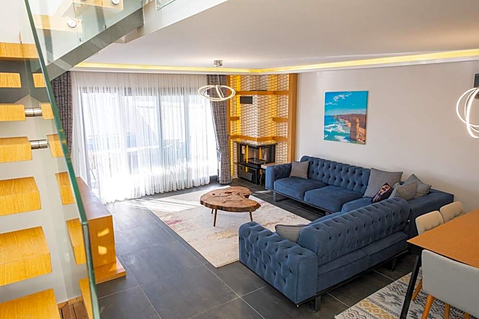 Çeşme lüks huzurlu yeni villa